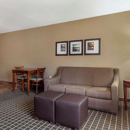 Comfort Suites Delavan - Lake Geneva Area Luaran gambar