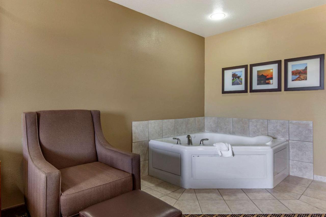 Comfort Suites Delavan - Lake Geneva Area Luaran gambar