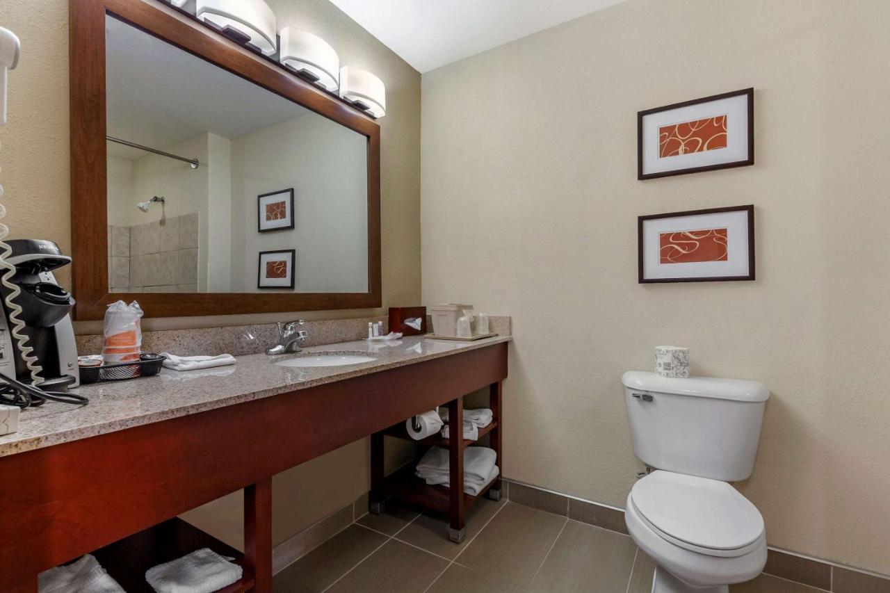 Comfort Suites Delavan - Lake Geneva Area Luaran gambar