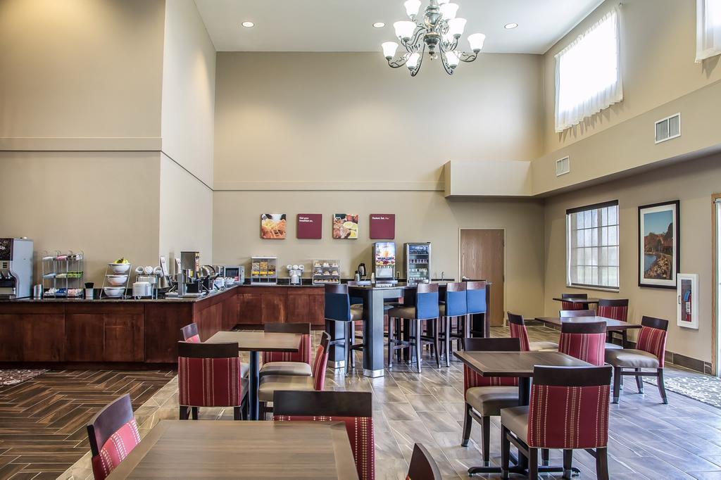 Comfort Suites Delavan - Lake Geneva Area Luaran gambar