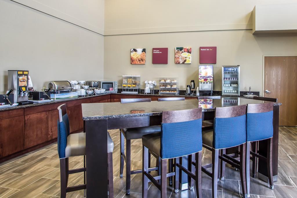 Comfort Suites Delavan - Lake Geneva Area Luaran gambar