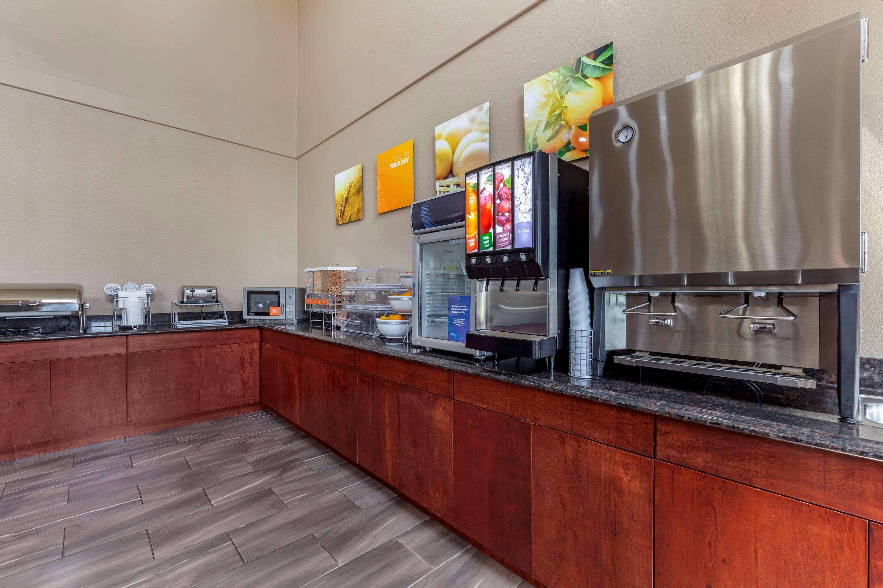 Comfort Suites Delavan - Lake Geneva Area Luaran gambar